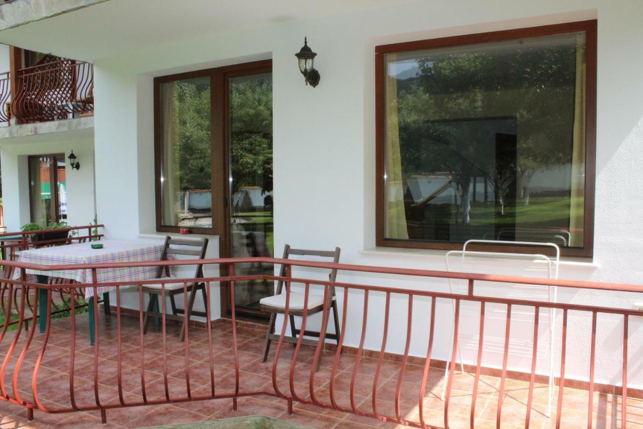 By The River Hotel Complex Balkanets  Ngoại thất bức ảnh